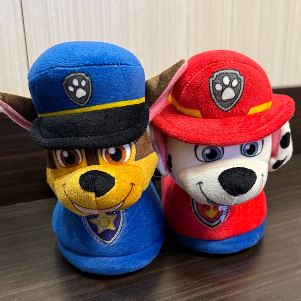 Paw Patrol Kids Slippers - Red and Blue - Picture 2 of 6